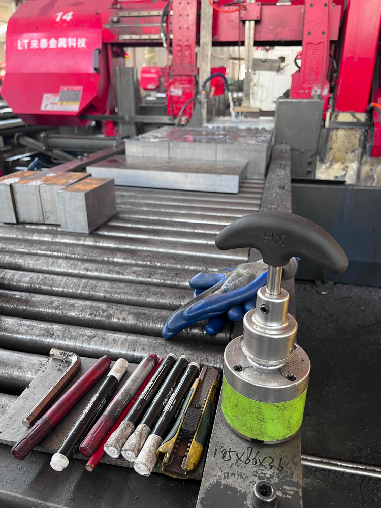 Aimant-manuel-compact-HX-Flaig Aimant manuel compact HX Flaig